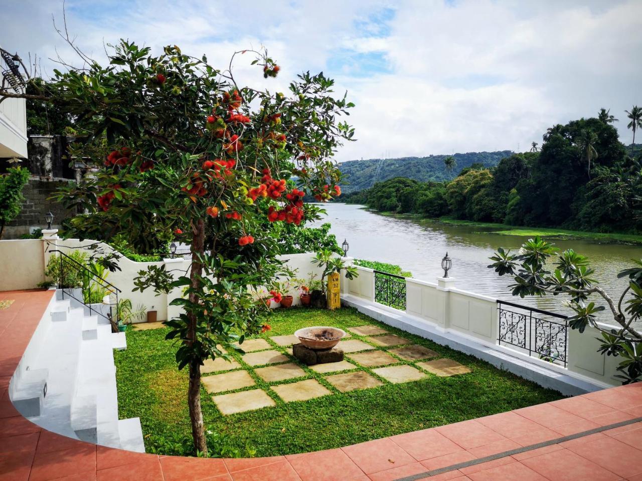 Casa Marina Bed And Breakfast Pagsanjan Exterior photo